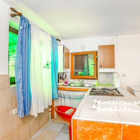 Ana 475 شقة روفينج